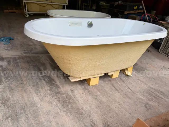 Jacuzzi MR60 Whirlpool Tub
