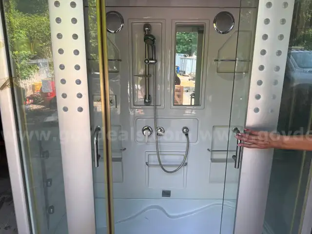 Steam Shower-Tub