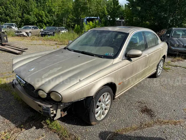 2002 Jaguar X-Type NON-RUNNING