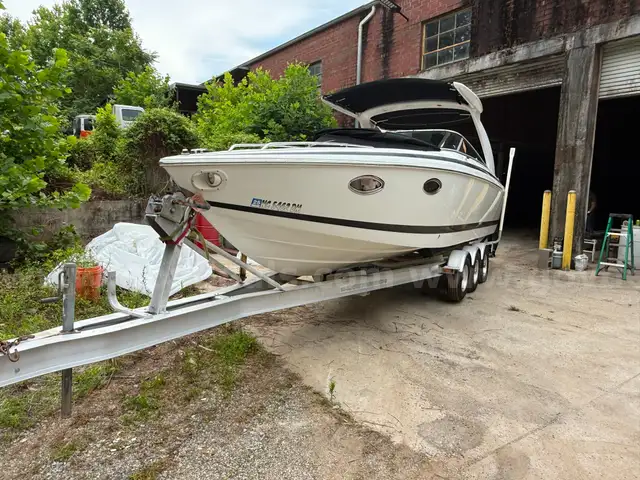 2001 Cobalt 263 Power Boat