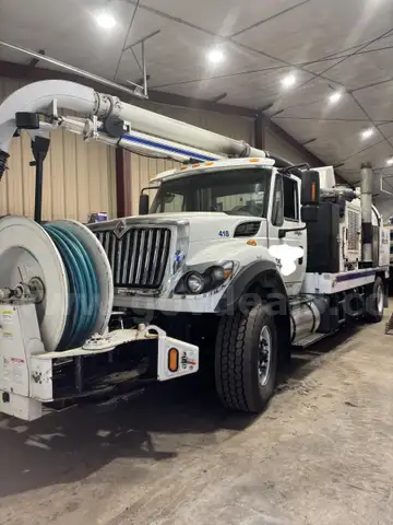2014 International 7400 Jet Vac Truck