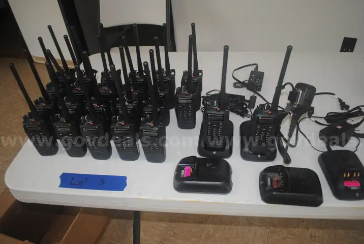 lot of 24 Motorola Mototurbo Radios with 3 chargers