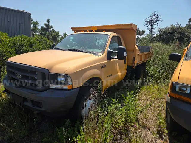 2004 Ford F-550