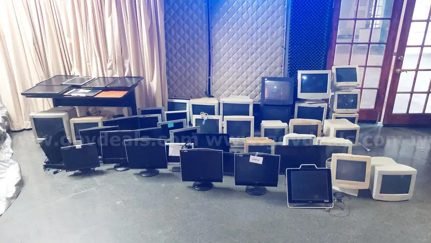 Computer Monitors
