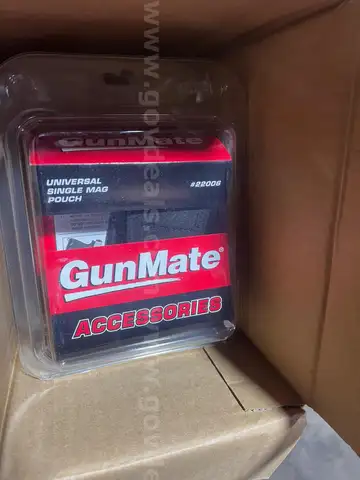228 GunMate Universal Single Mag Pouches &#x2013; New in Packaging