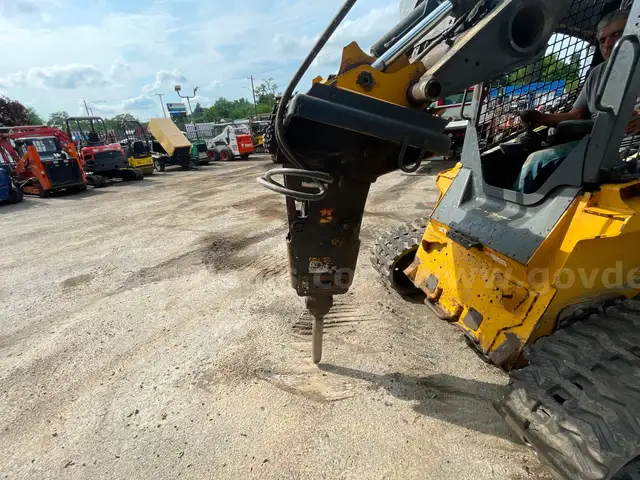 Huskie  HH500-2 Skid Steer Hyd Hammer