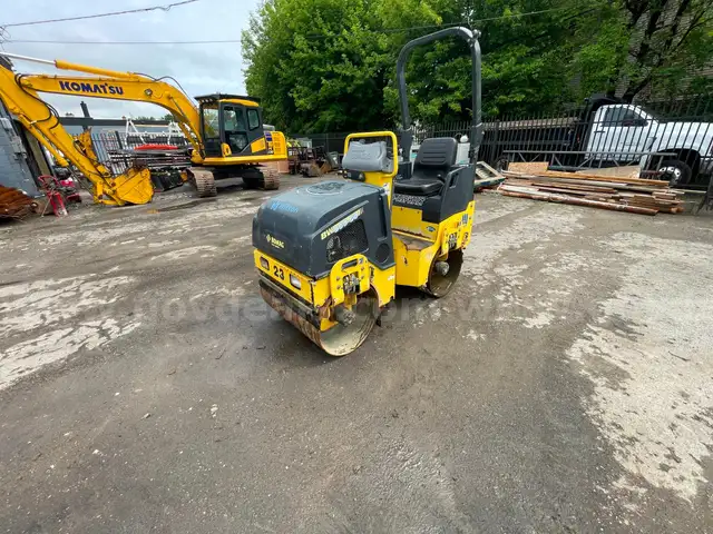 2020 Bomag&#x9;BW900-50 Tandem Vibratory Roller