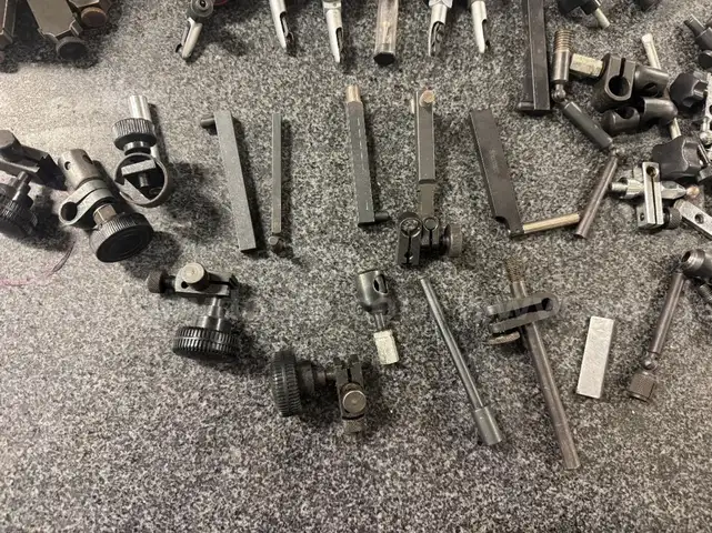 Assorted indicators and indicator holders