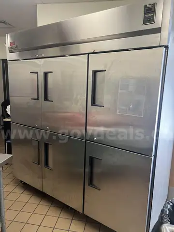 True Three Section Reach in Refrigerator - 6 Door
