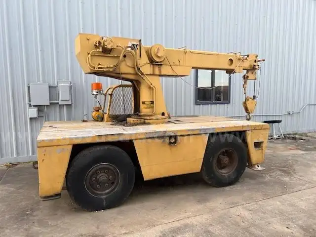 Broderson Hydraulic Boom Crane