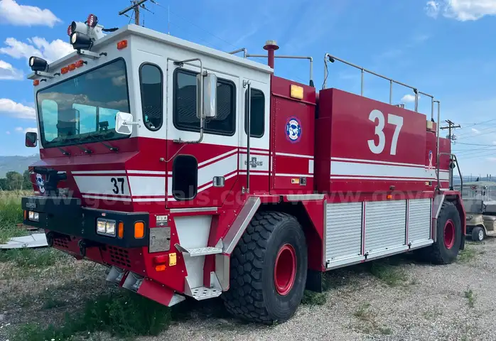 2007 Oshkosh Low Tilt T **LOW MILES**