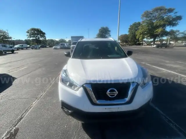 2019 Nissan Kicks S
