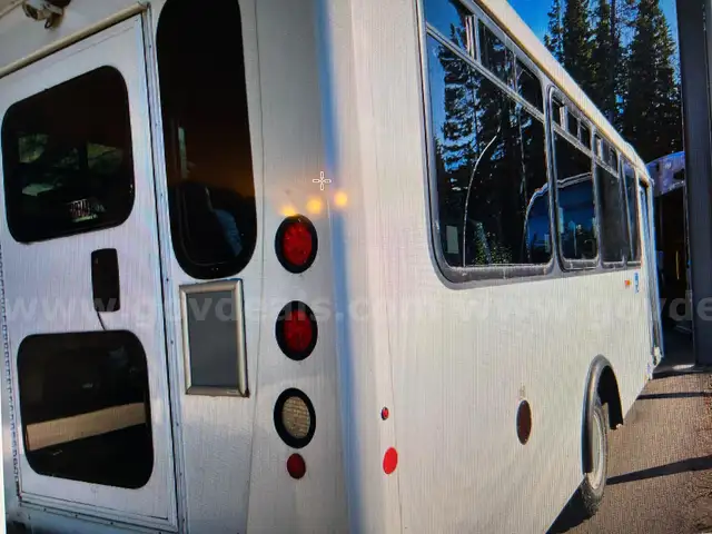 2013 Chevrolet Express Bus - 6.0L V8 OHV 32V TURBO DIESEL ENGINE