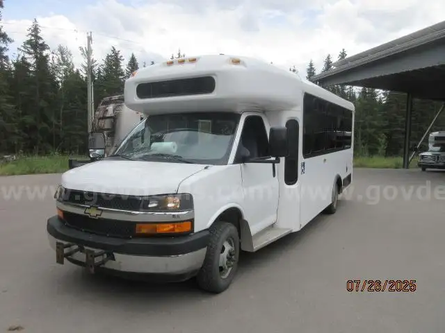 2013 Chevrolet Express Wheelchair Accessible Bus - 6.0L V8 OHV 32V TURBO DIESEL ENGINE