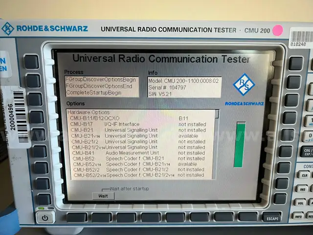 Rohde &#x26; Schwarz CMU200 Universal Radio Communication Tester