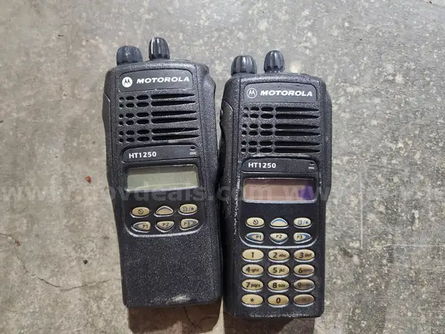 Lot of 2 Portable Radios