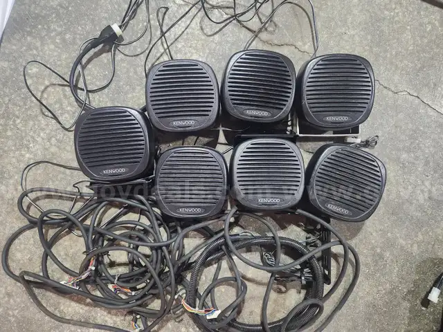 Lot of 7 Kenwood KES-5 External Speakers