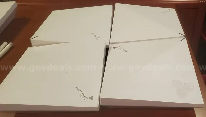 Lot of 6 Aerohive Access Points, 2 models