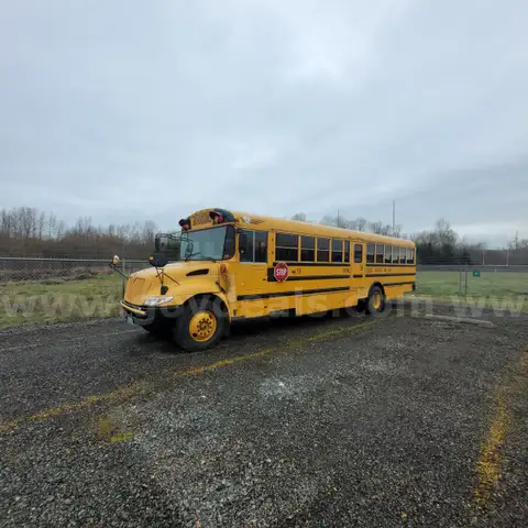 2005 International 3000