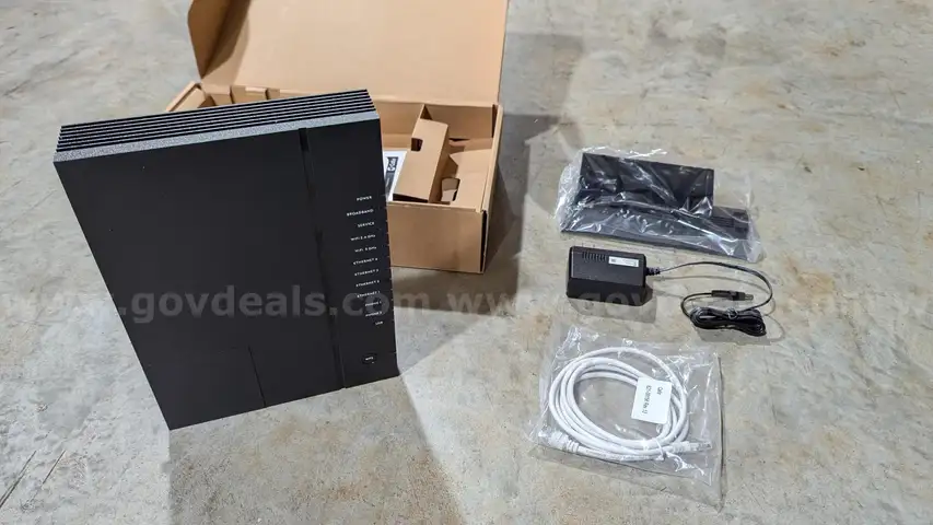 Lot of Calix 844E-1 Routers &#x26; Calix 804Mesh Units