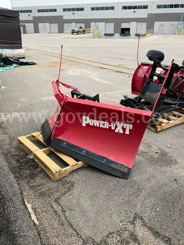 BOSS RT3 Power-V XT Snow removal plow