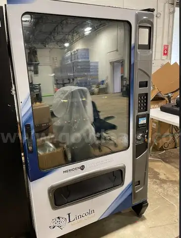 Wittern refrigerated vending machine