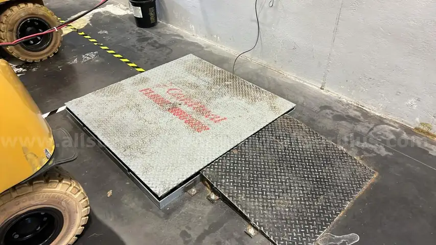 Cardinal Floor Scale