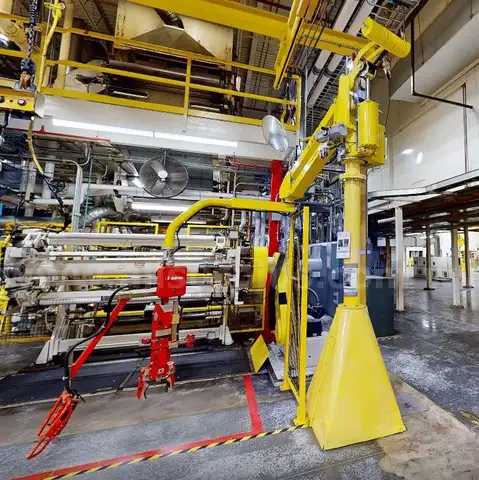 Dalmex Inc. column-mounted manipulator