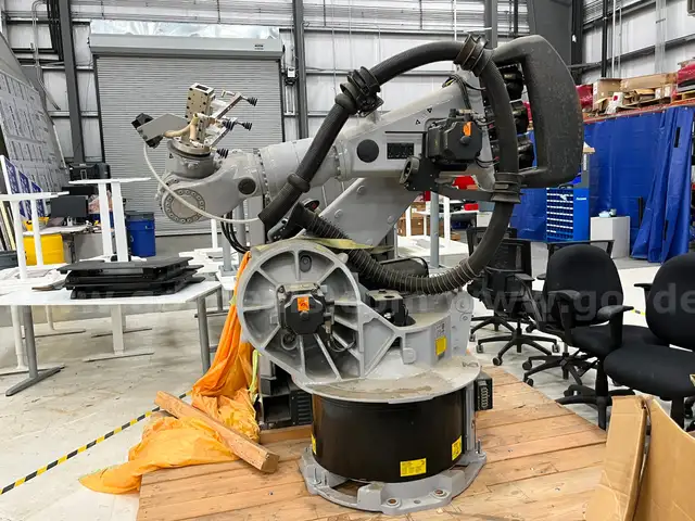 KUKA REOBOTER GMBH