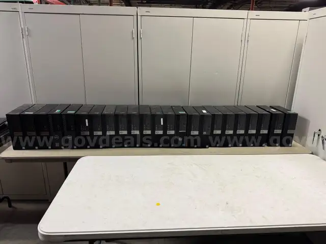 Lot of used Dell desktops