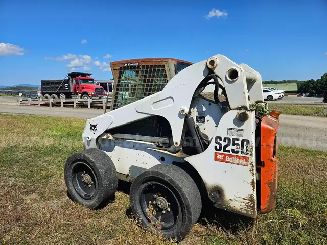 2007 Bobcat Skid Steer