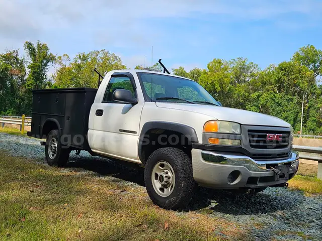 2004 GMC Sierra 2500 HD