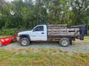 2004 GMC Sierra 2500 HD with Snow Plow