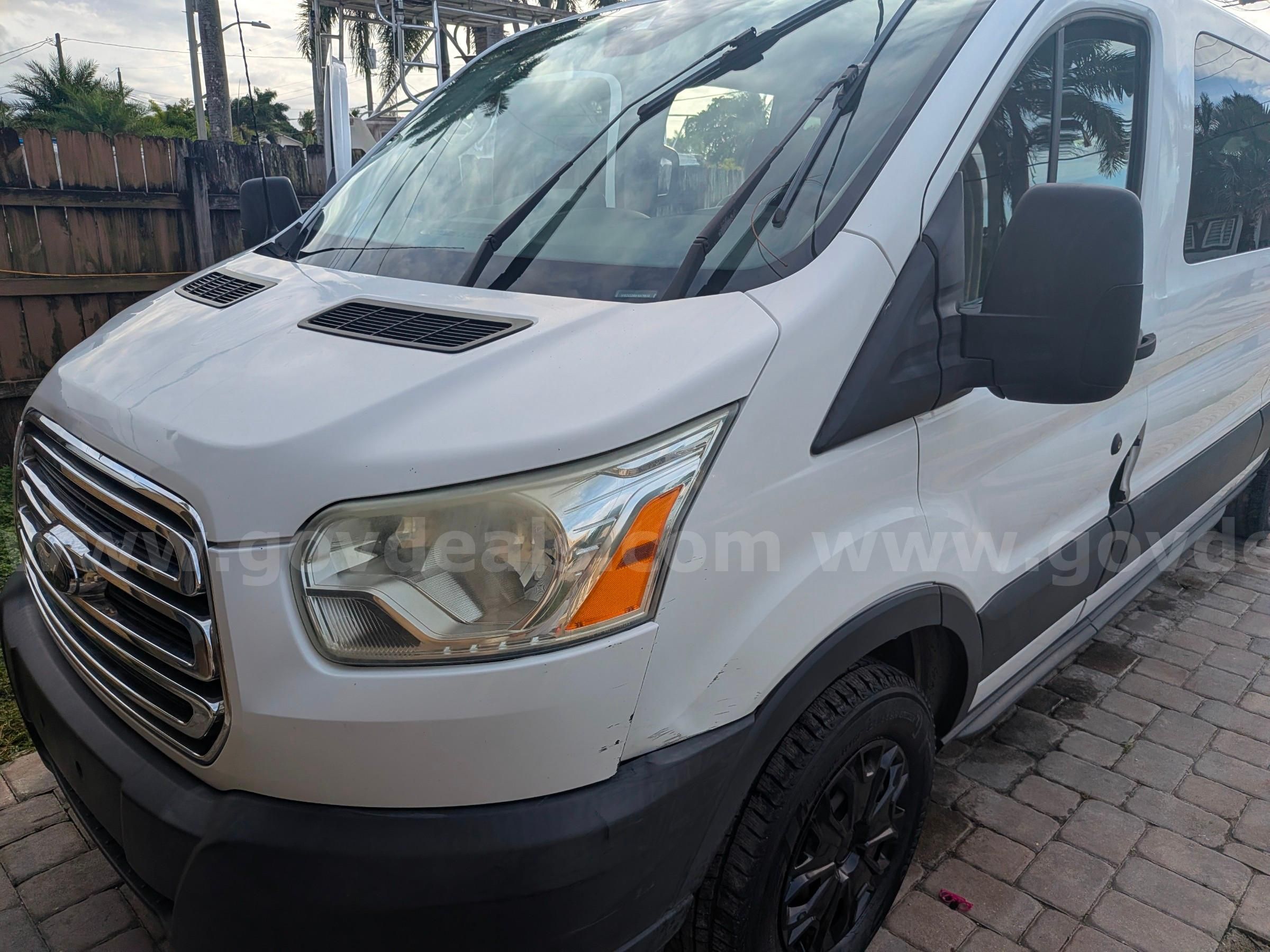 2015 Ford TRANSIT