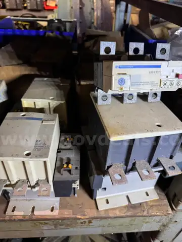 Telemecanique LC1F150 150A 3-Pole IEC Contactor &#x2013; 690V Rated, UL/IEC Certified