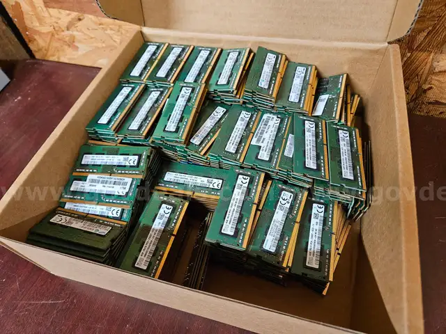 Lot of 530 RAM Sticks ✅ 4GB PC4 Laptop SODIMM RAM Memory