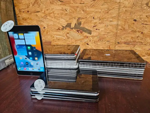 Apple iPad / Air / Pro Tablets - Unlocked ✅ Lot of 29