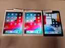 &#x2705; Apple iPads Tablets GREAT Condition --&#x3E; iPad Air / iPad Air 2 [Lot of 3]
