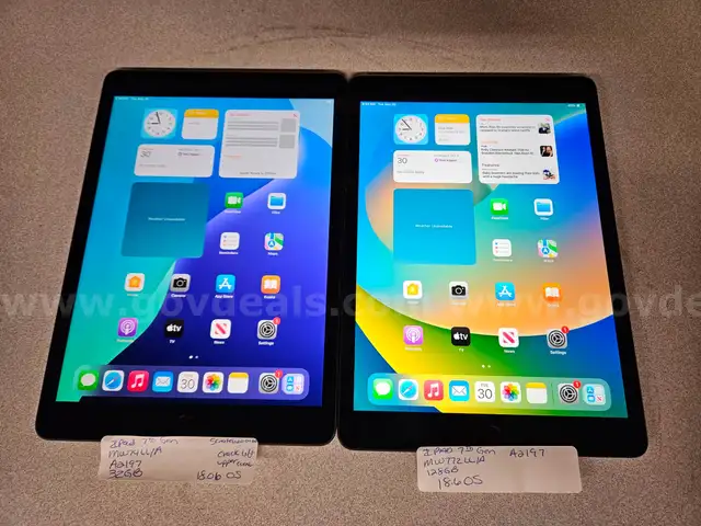 &#x2705; Apple iPads --&#x3E; iPad 7th Generation Tablets [Lot of 2]