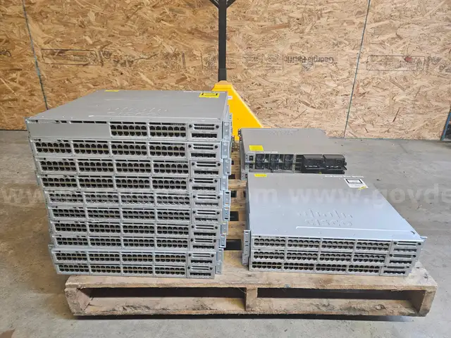 &#x2705;  Cisco 24 &#x26; 48-Port Switches - Tested Working! LOT OF 21