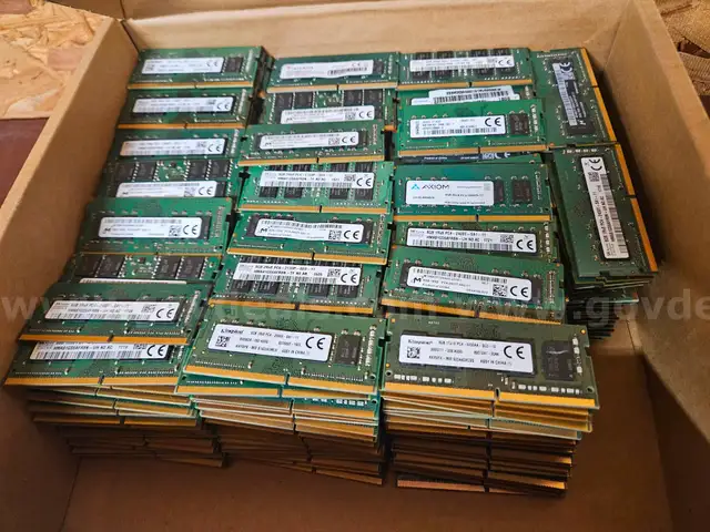 Lot of 400 RAM Sticks ✅ 8GB PC4 Laptop SODIMM RAM