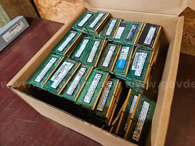 Lot of 443 Sticks 8GB PC4 Laptop RAM ✅ SODIMM RAM Memory