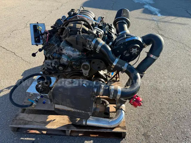 Dodge 6.4L HEMI Engine