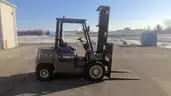 Caterpillar Forklift