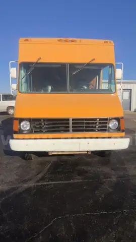 2005 Chevrolet Box Van