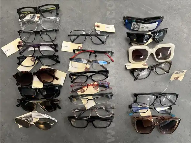 Assorted Eyewear (24)