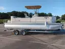 24&#x27; South Bay Center Console Fishing Pontoon &#x26; Trailer