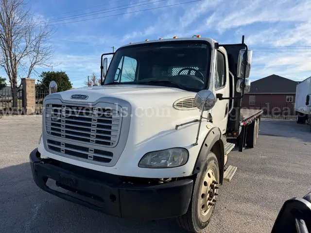 2012 Freightliner M2 112 T/A Flatbed