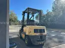 2005 Yale GDP060 Pneumatic Tire Forklift