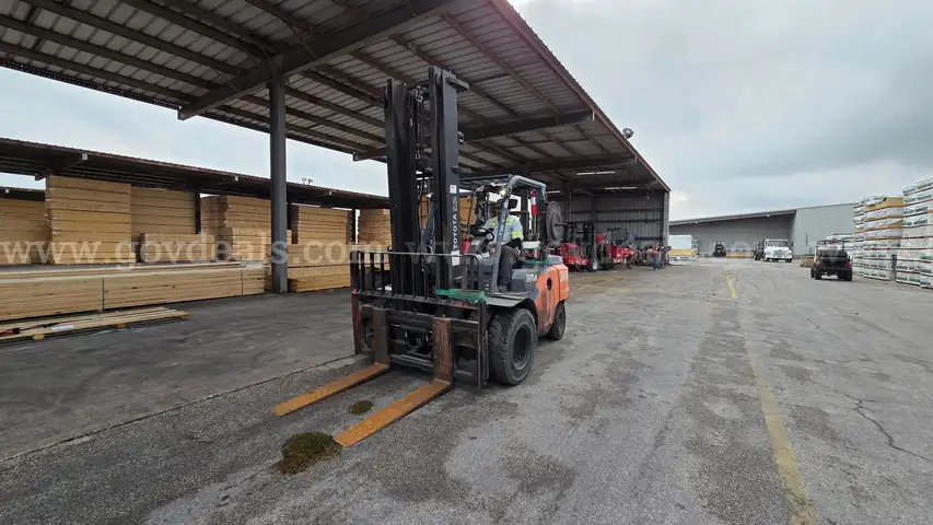 2019 Toyota 8FD45U Pneumatic Tire Forklift